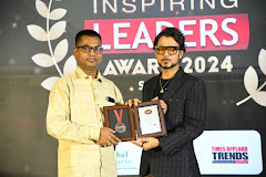 Dr. Shastri with Aman Gupta at the Inspiring Leaders Awards
